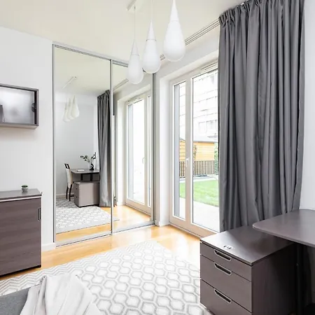 Superapart Bobrowiecka 11d - Obok Centrum Olinek